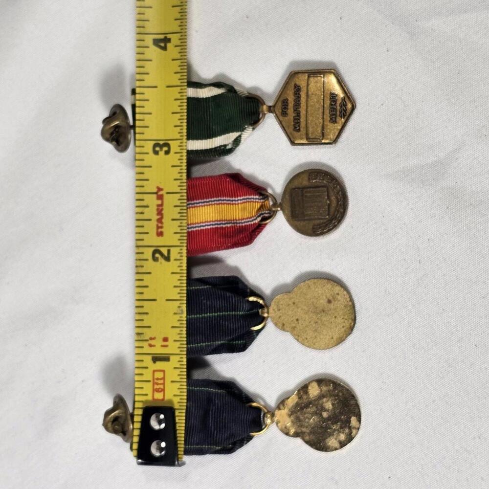 Vintage US Navy Milita Miniature Dinner Dress Unifor Medals Expert Pistol Rifle - Picture 11 of 12
